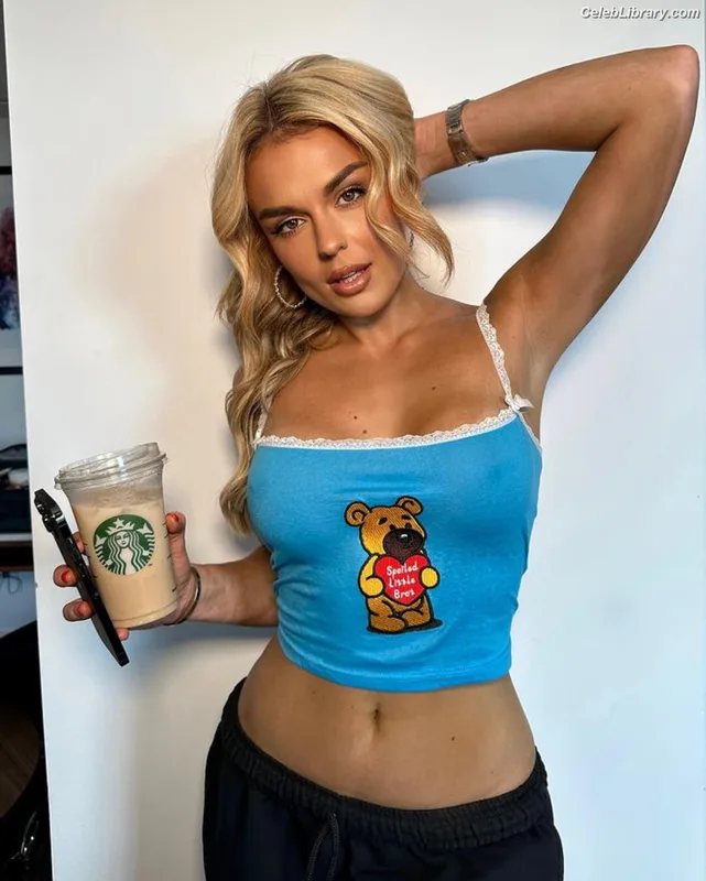 Tallia Storm photo 14 of 1496
