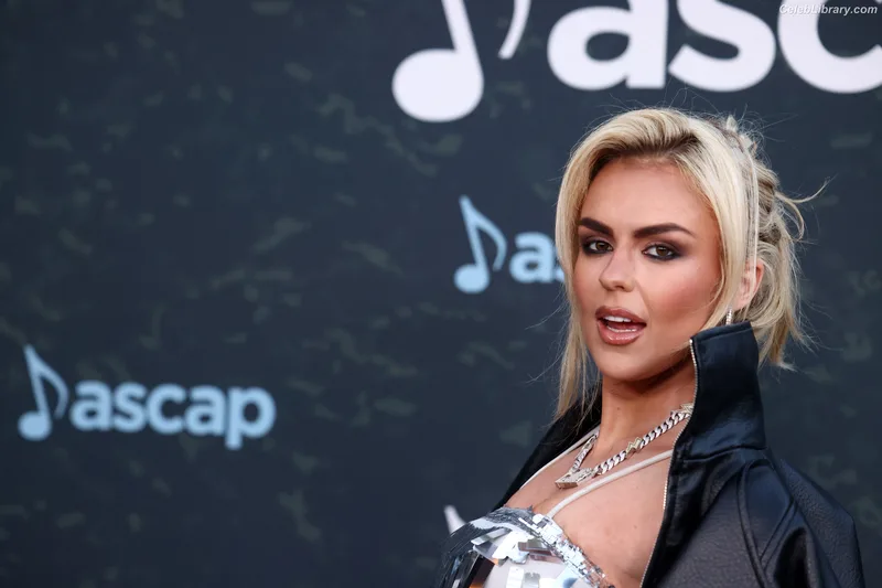 Tallia Storm photo 12 of 1496