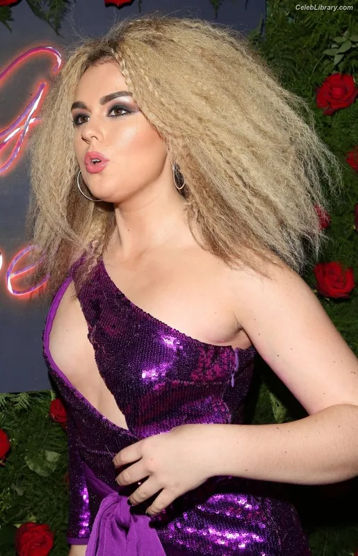 Tallia Storm photo 3 of 1496