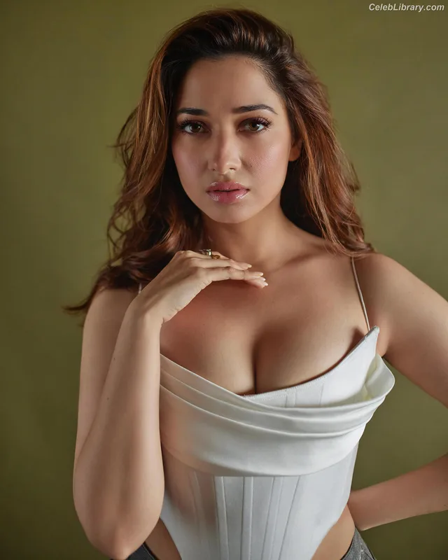 Tamanna Bhatia photo 9 of 245