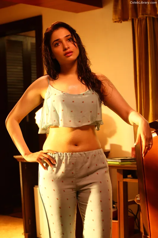 Tamanna Bhatia photo 8 of 245