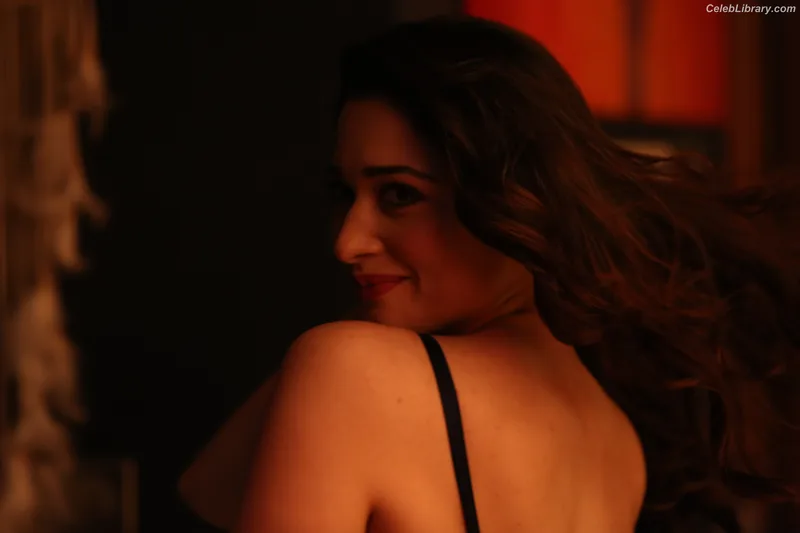 Tamanna Bhatia photo 3 of 245