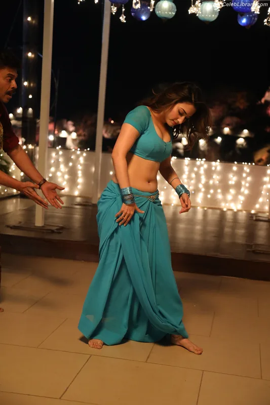 Tamanna Bhatia photo 4 of 245