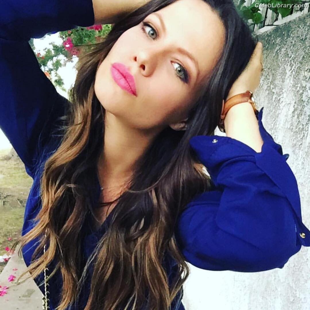 Tammin Sursok photo 14 of 212