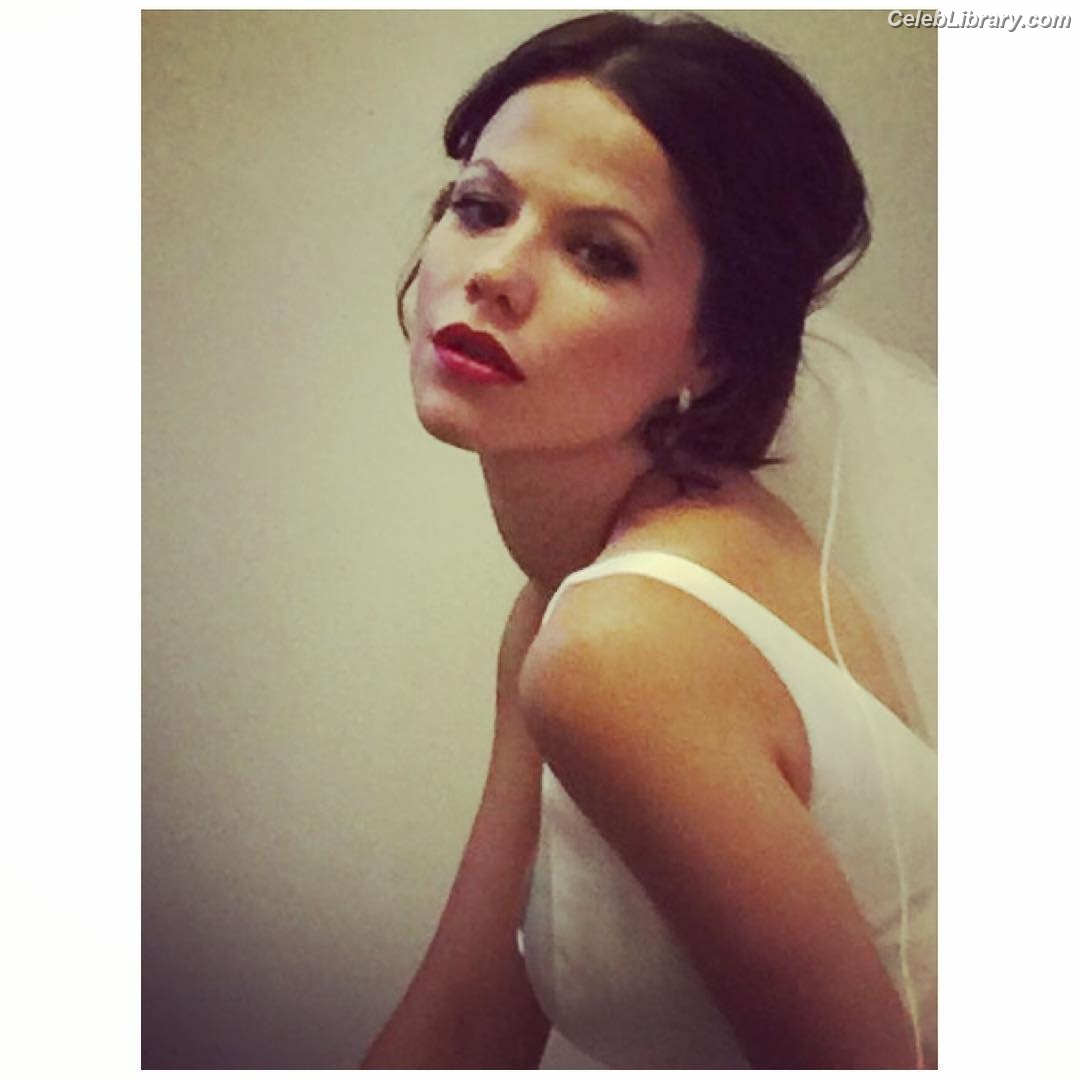 Tammin Sursok photo 2 of 212