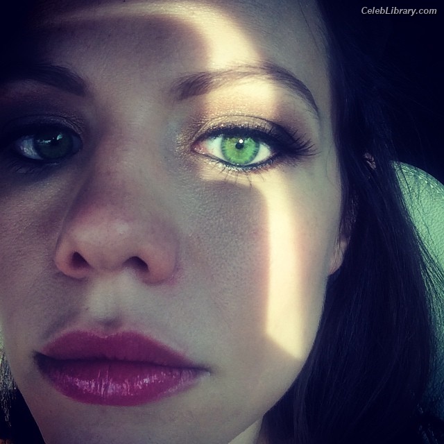 Tammin Sursok photo 2 of 212