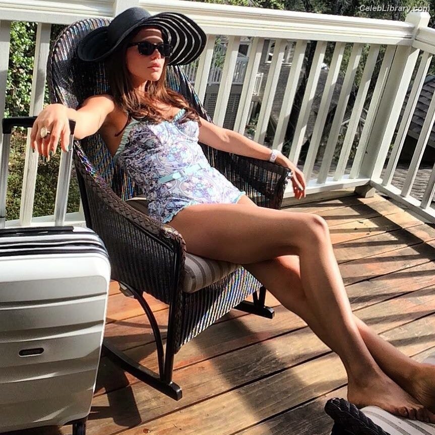 Tammin Sursok photo 20 of 212