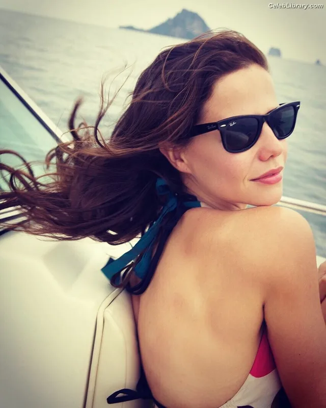 Tammin Sursok photo 5 of 212