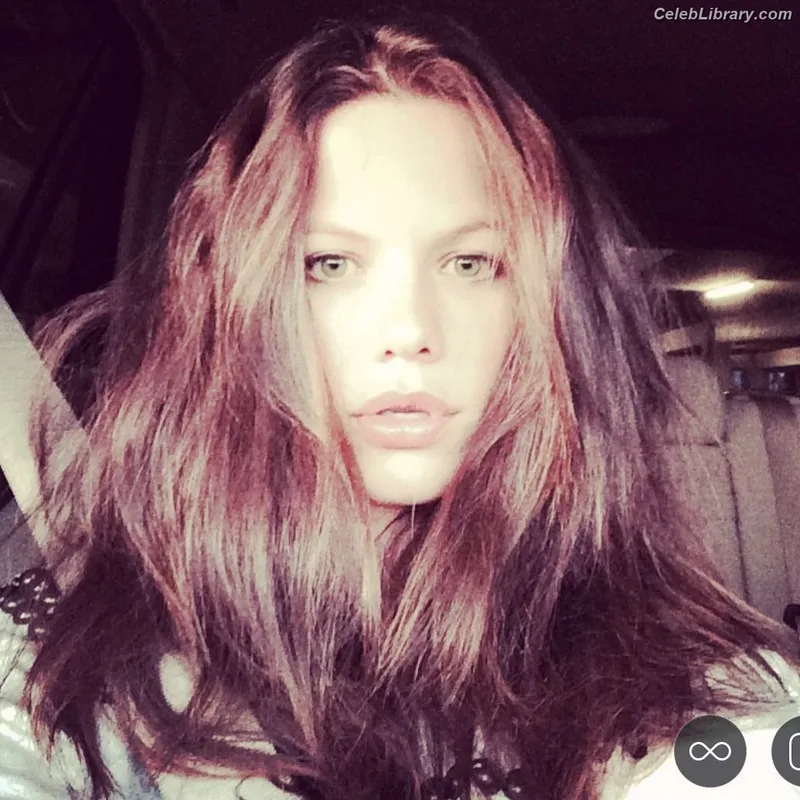 Tammin Sursok photo 6 of 212