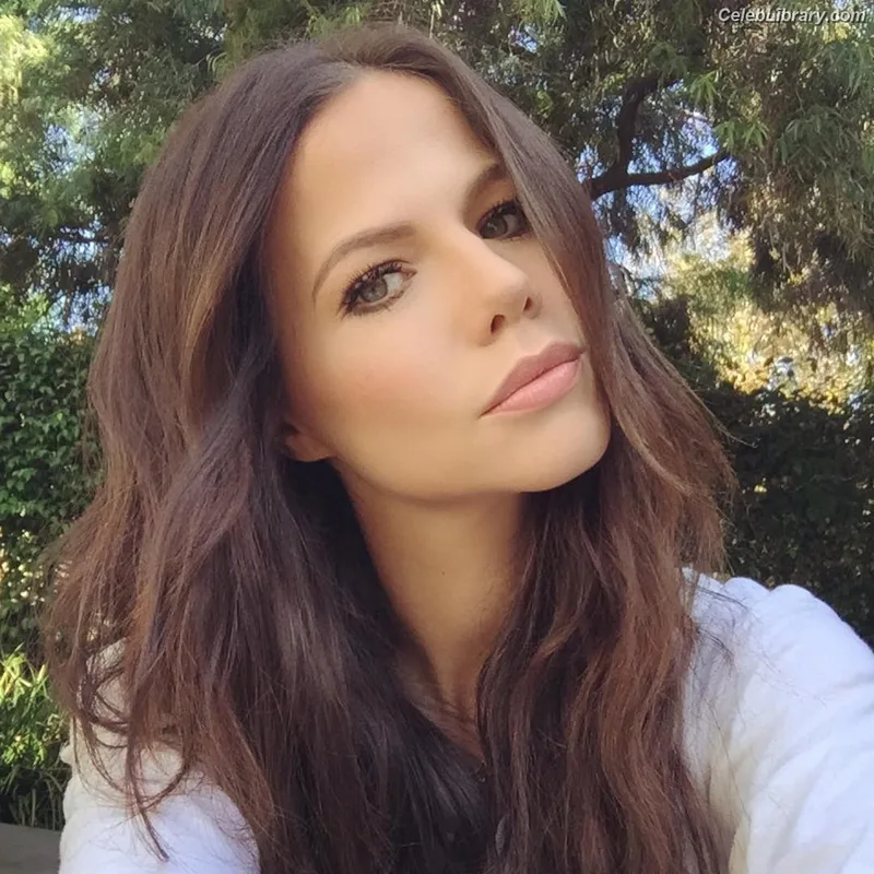 Tammin Sursok photo 7 of 212
