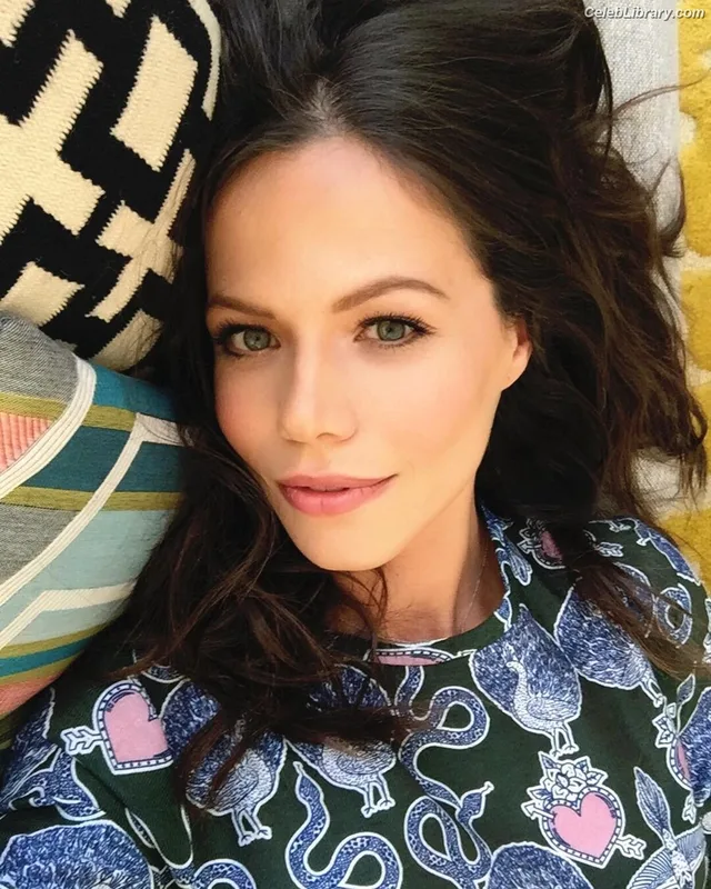 Tammin Sursok photo 10 of 212