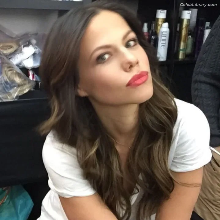 Tammin Sursok photo 24 of 212