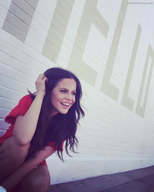 Tammin Sursok photo 3 of 212