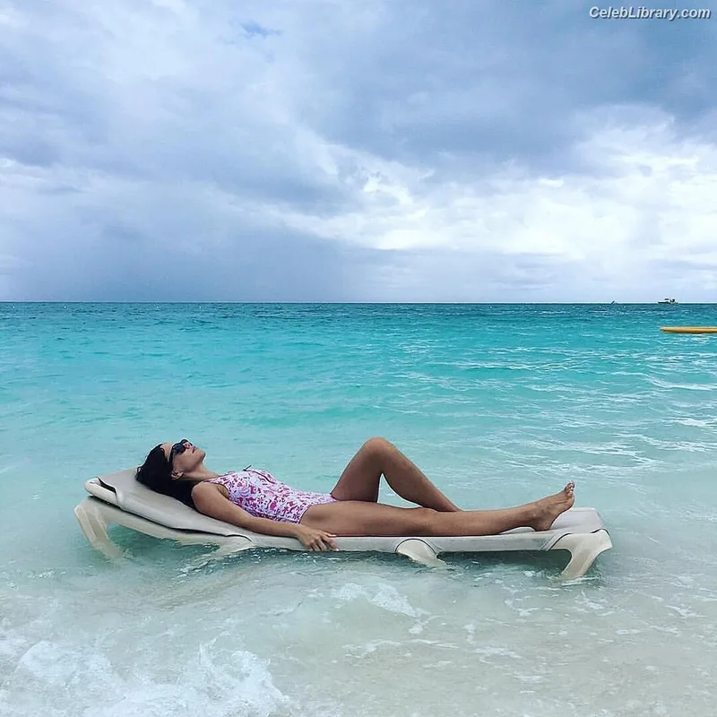 Tammin Sursok photo 21 of 212
