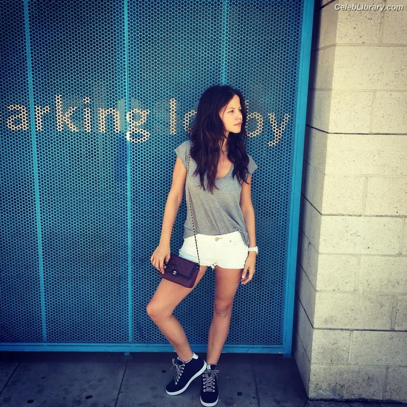 Tammin Sursok photo 4 of 212