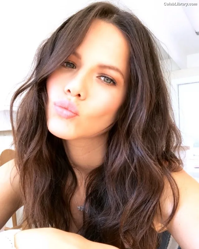 Tammin Sursok photo 2 of 212