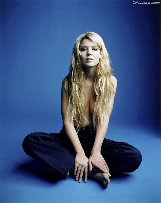 Tara Reid photo 7 of 216