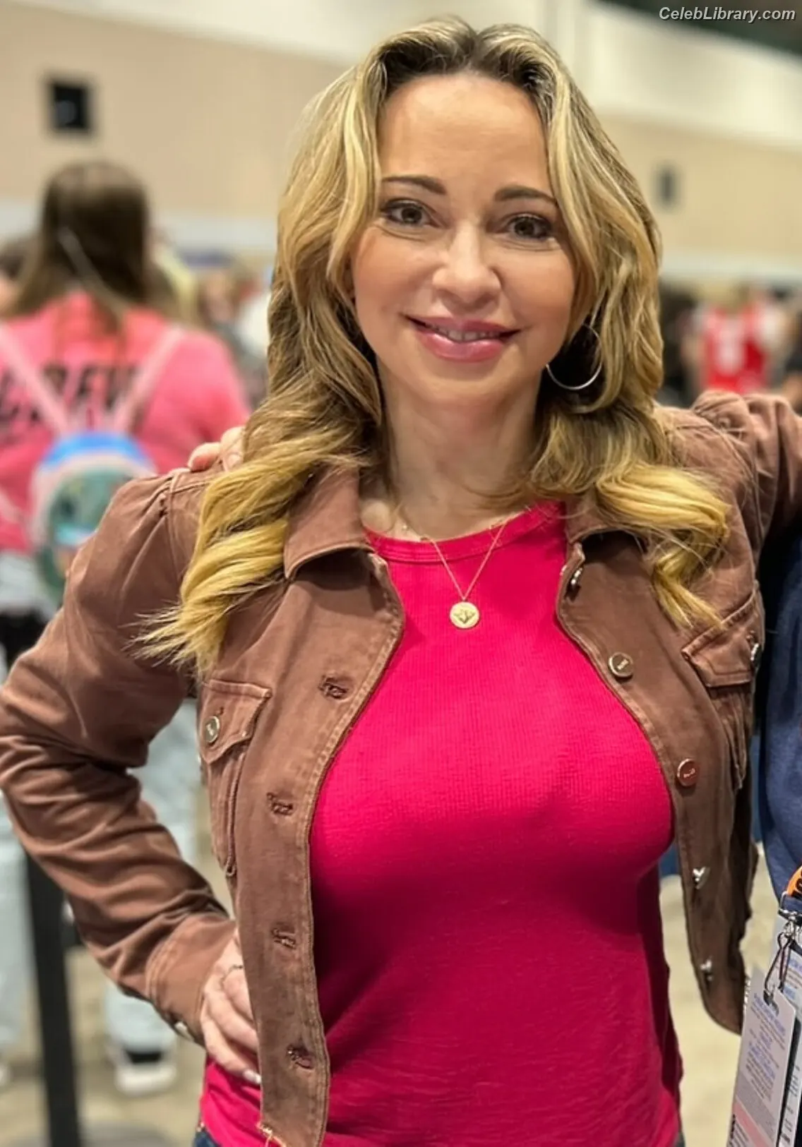 Tara Strong photo 18 of 191