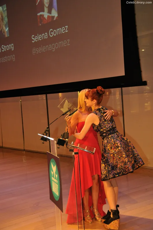 Tara Strong photo 1 of 182