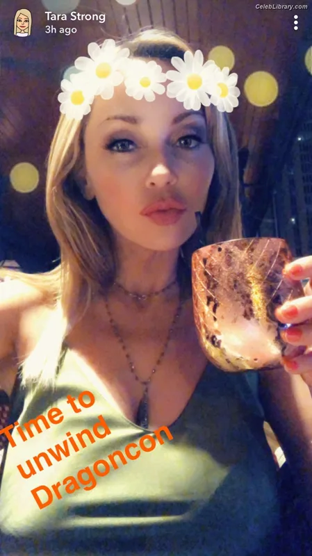 Tara Strong photo 12 of 182