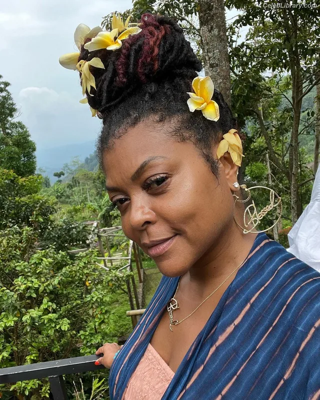 Taraji P. Henson photo 3 of 391