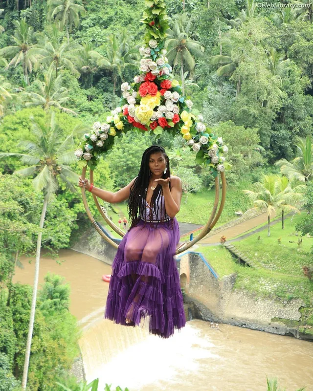 Taraji P. Henson photo 6 of 391