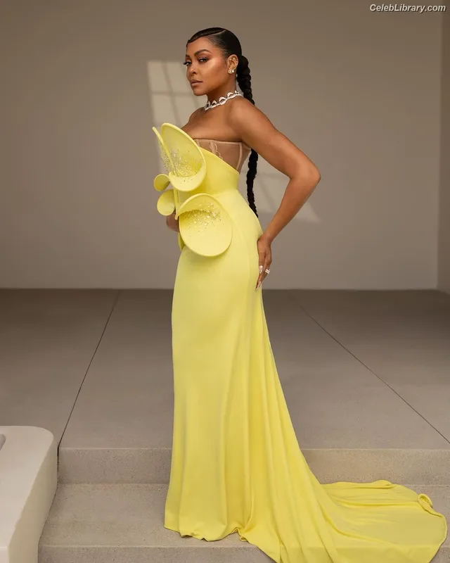 Taraji P. Henson photo 24 of 391