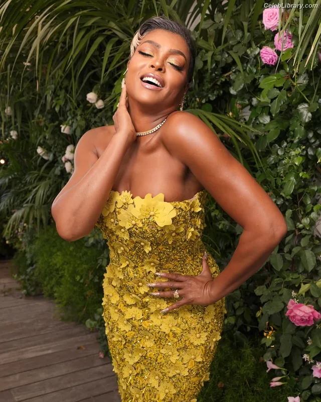 Taraji P. Henson photo 15 of 391