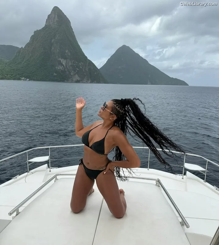 Taraji P. Henson photo 23 of 391