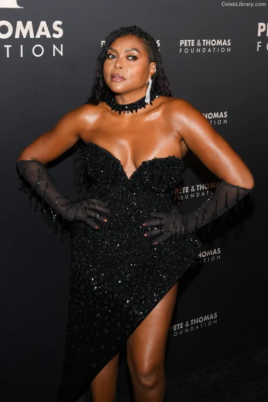 Taraji P. Henson photo 3 of 391