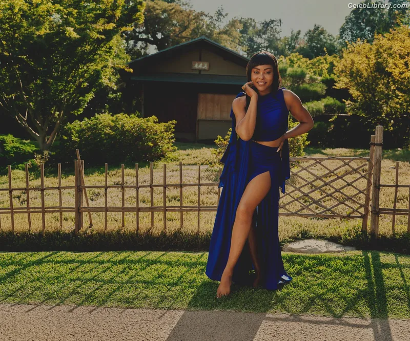 Taraji P. Henson photo 3 of 391