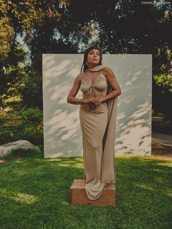 Taraji P. Henson photo 4 of 391