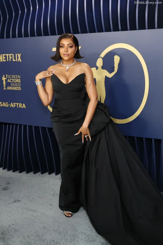 Taraji P. Henson photo 10 of 391