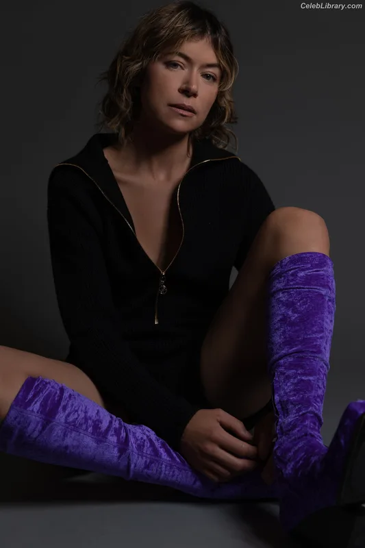 Tatiana Maslany photo 15 of 59