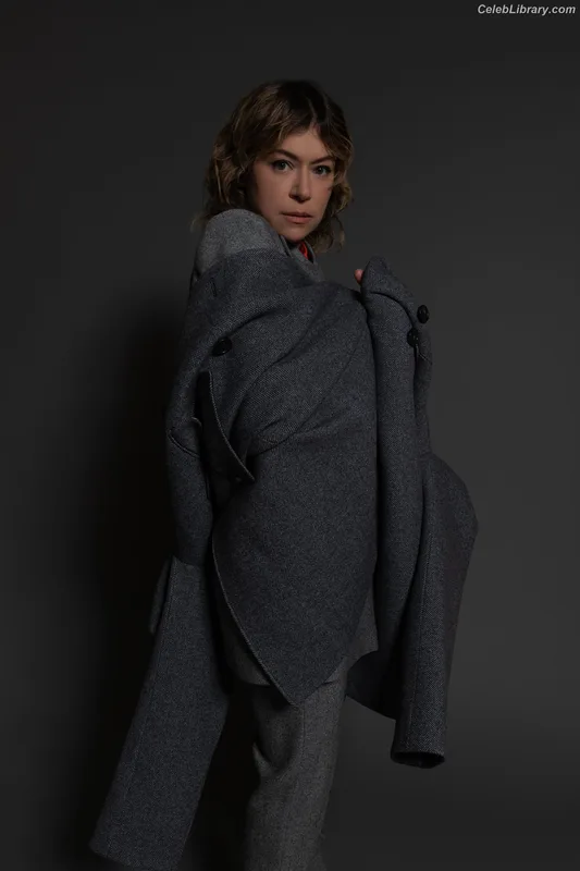 Tatiana Maslany photo 16 of 59