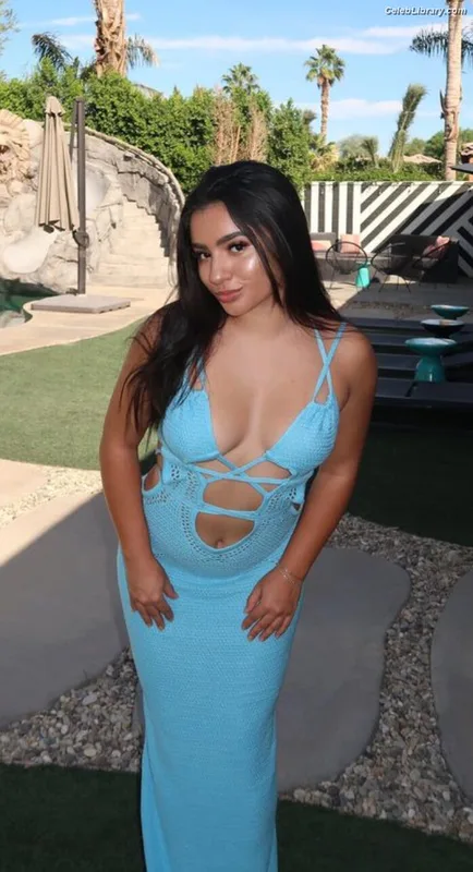 Tatiana McQuay photo 20 of 206