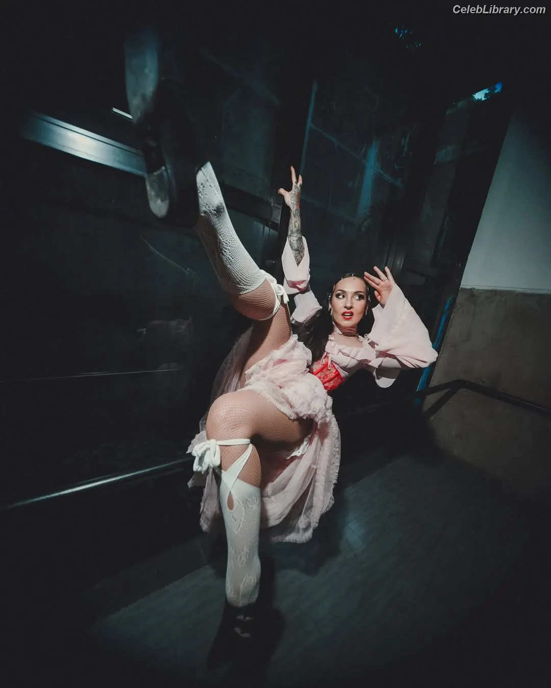 Tatiana Shmayluk photo 10 of 176