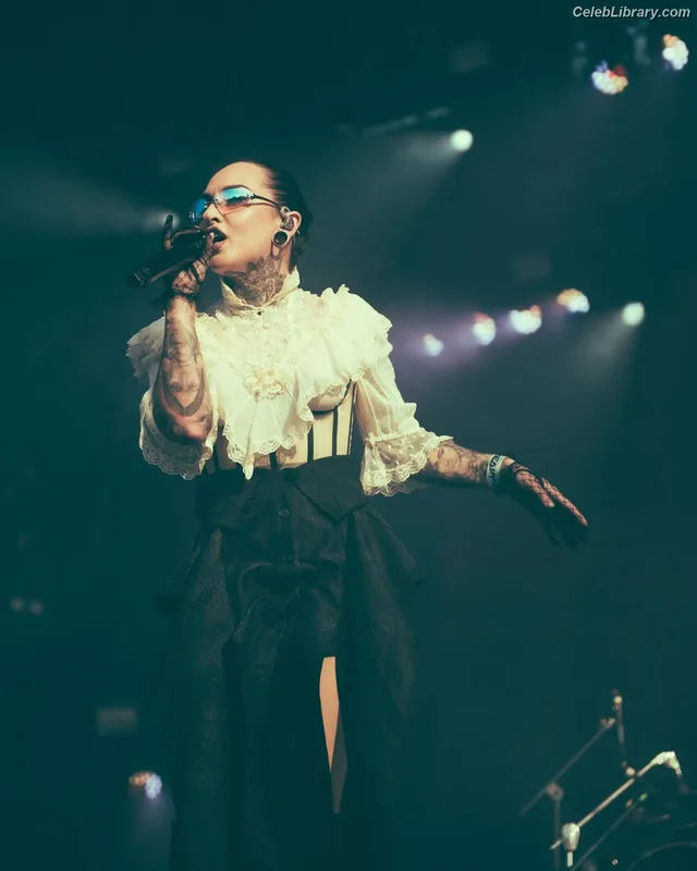 Tatiana Shmayluk photo 10 of 177