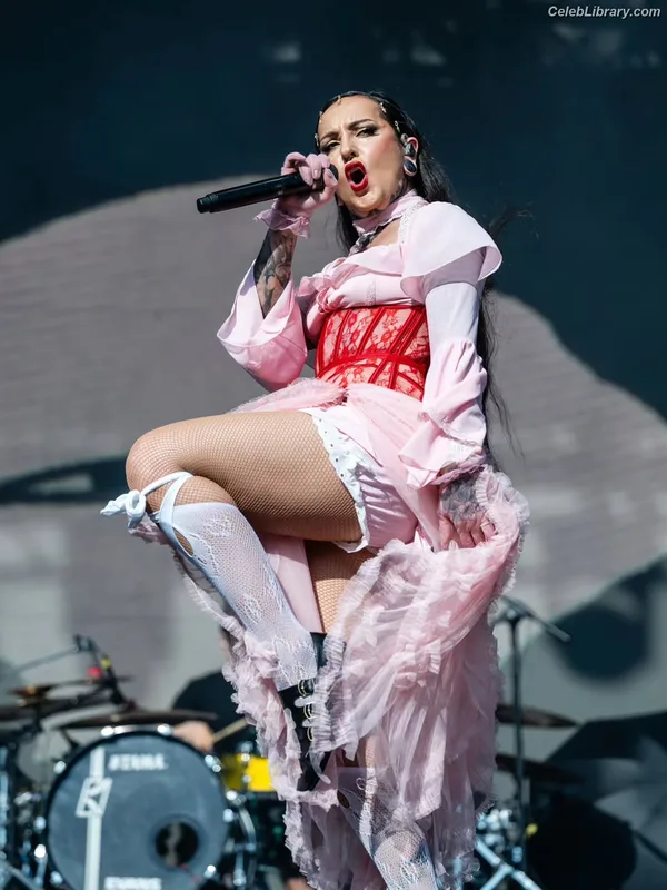 Tatiana Shmayluk photo 4 of 177