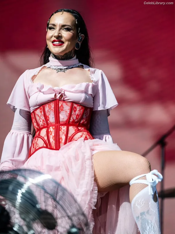 Tatiana Shmayluk photo 5 of 177