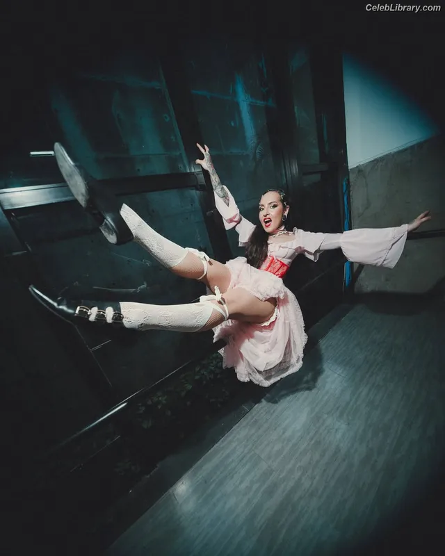 Tatiana Shmayluk photo 2 of 177