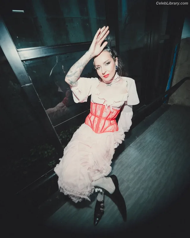 Tatiana Shmayluk photo 4 of 177