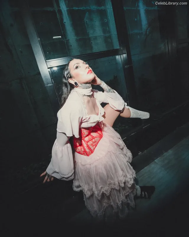 Tatiana Shmayluk photo 8 of 177