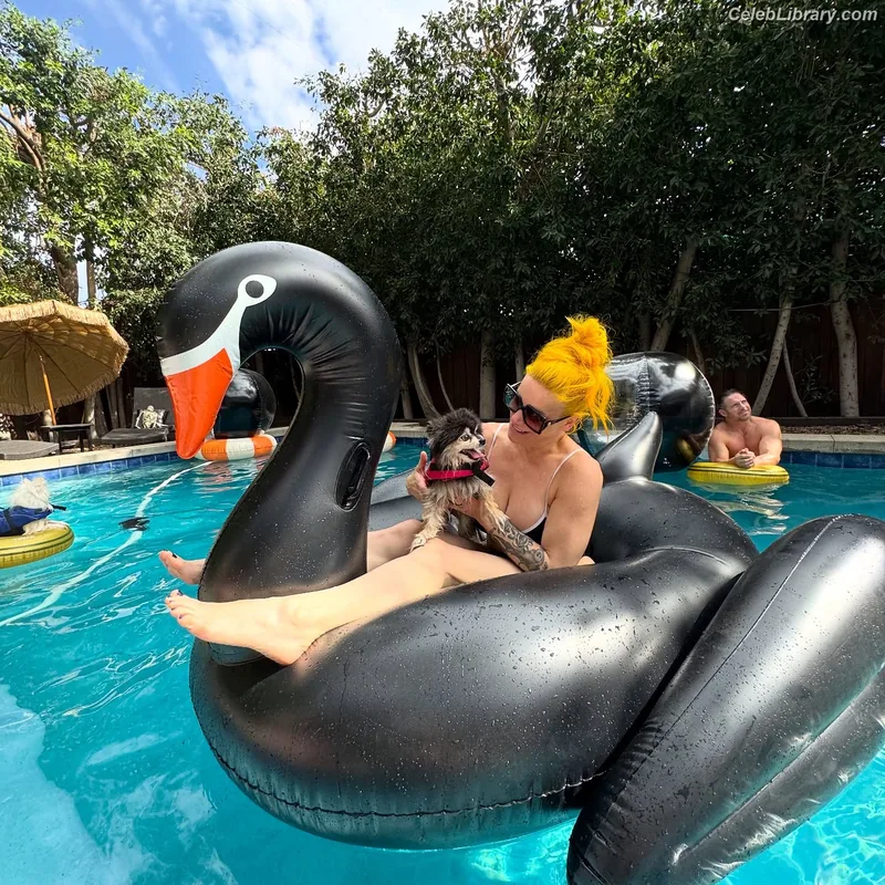 Taya Valkyrie photo 6 of 345