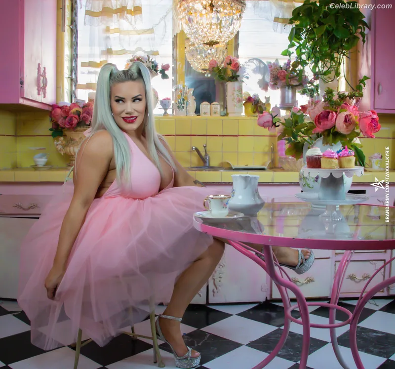 Taya Valkyrie photo 23 of 345
