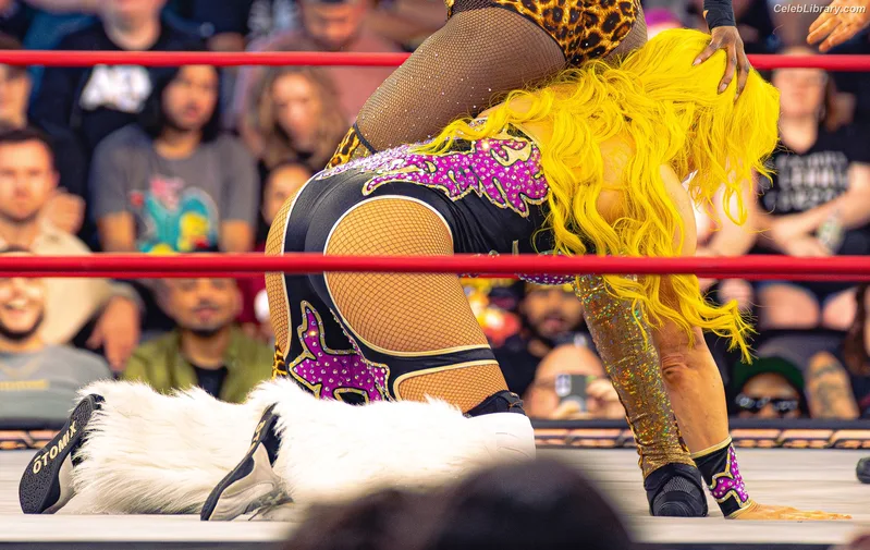 Taya Valkyrie photo 12 of 345