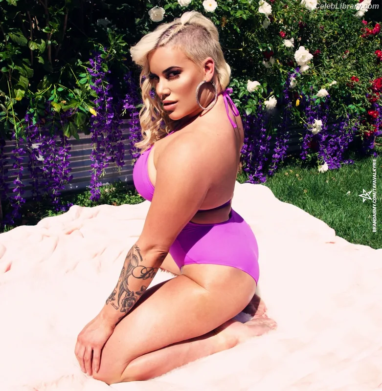 Taya Valkyrie photo 21 of 345