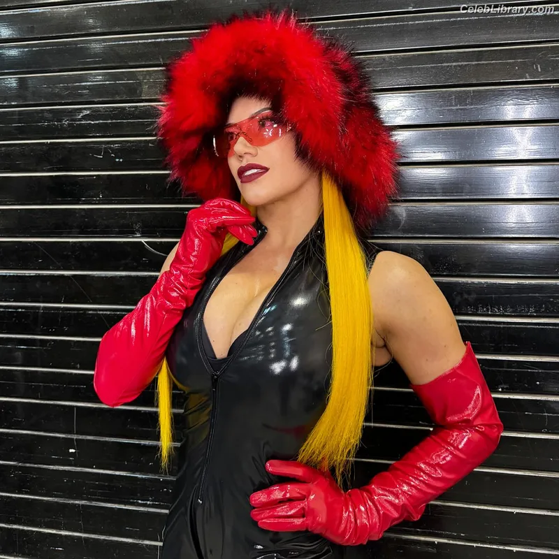 Taya Valkyrie photo 13 of 345
