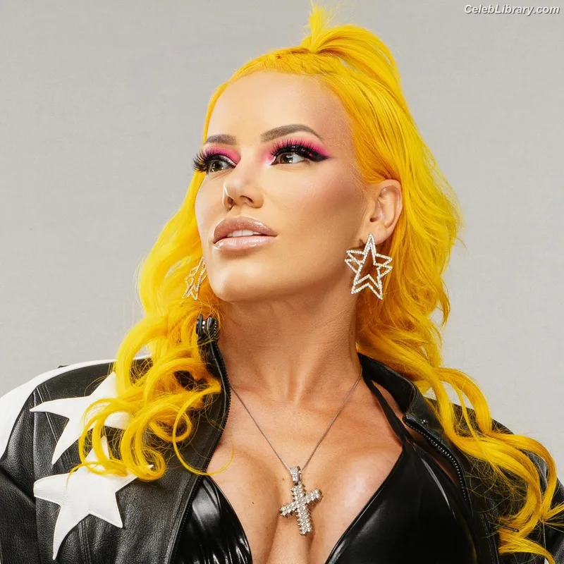 Taya Valkyrie photo 22 of 345
