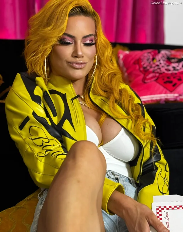 Taya Valkyrie photo 12 of 345